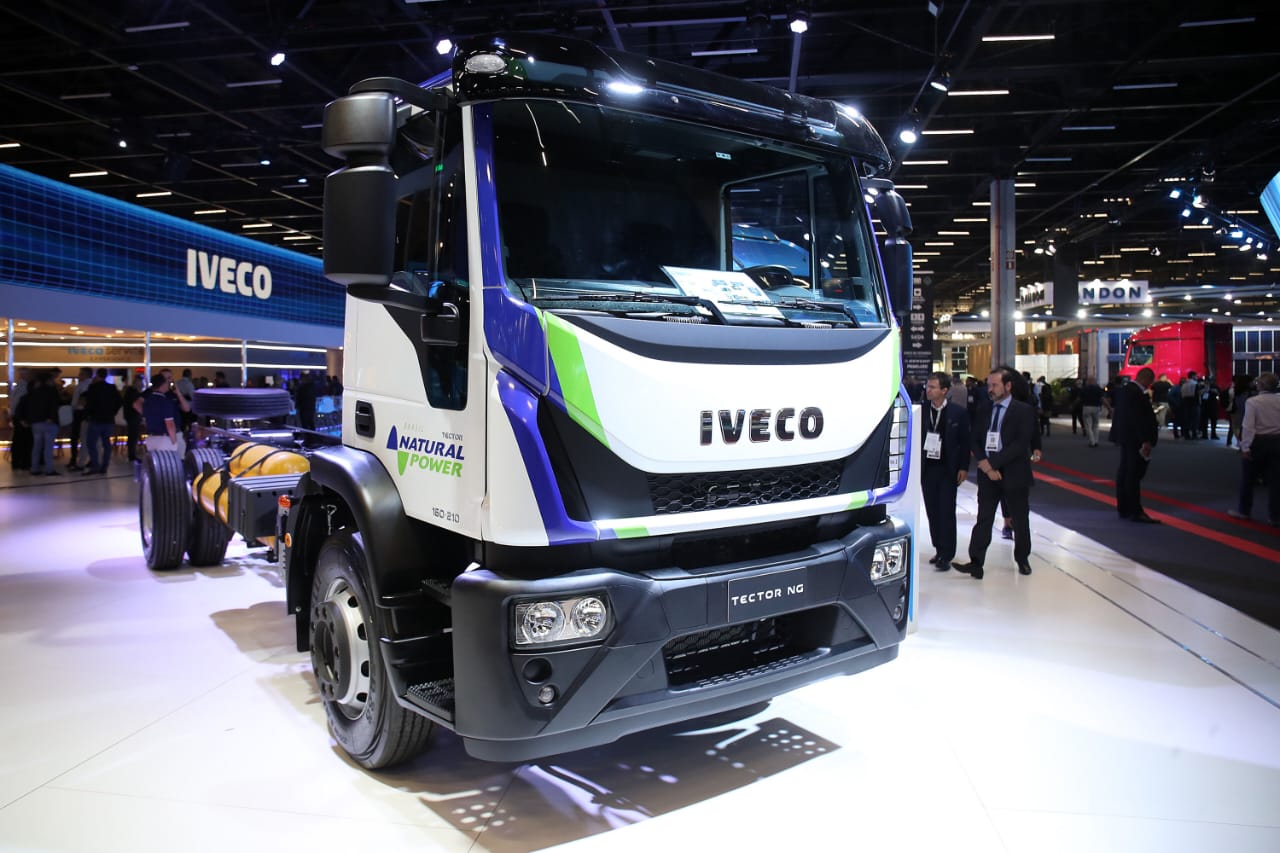 Proteção Veicular Caminhão - iveco tector gas capital truck
