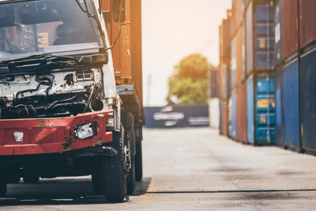 vehicles-road-along-buildings-1024x684 Proteção para Perda Total